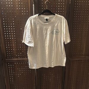 Universal‎ Thread White Tee with Green Graphic